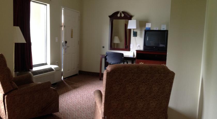 Days Inn - Chapel Hill Buitenkant foto
